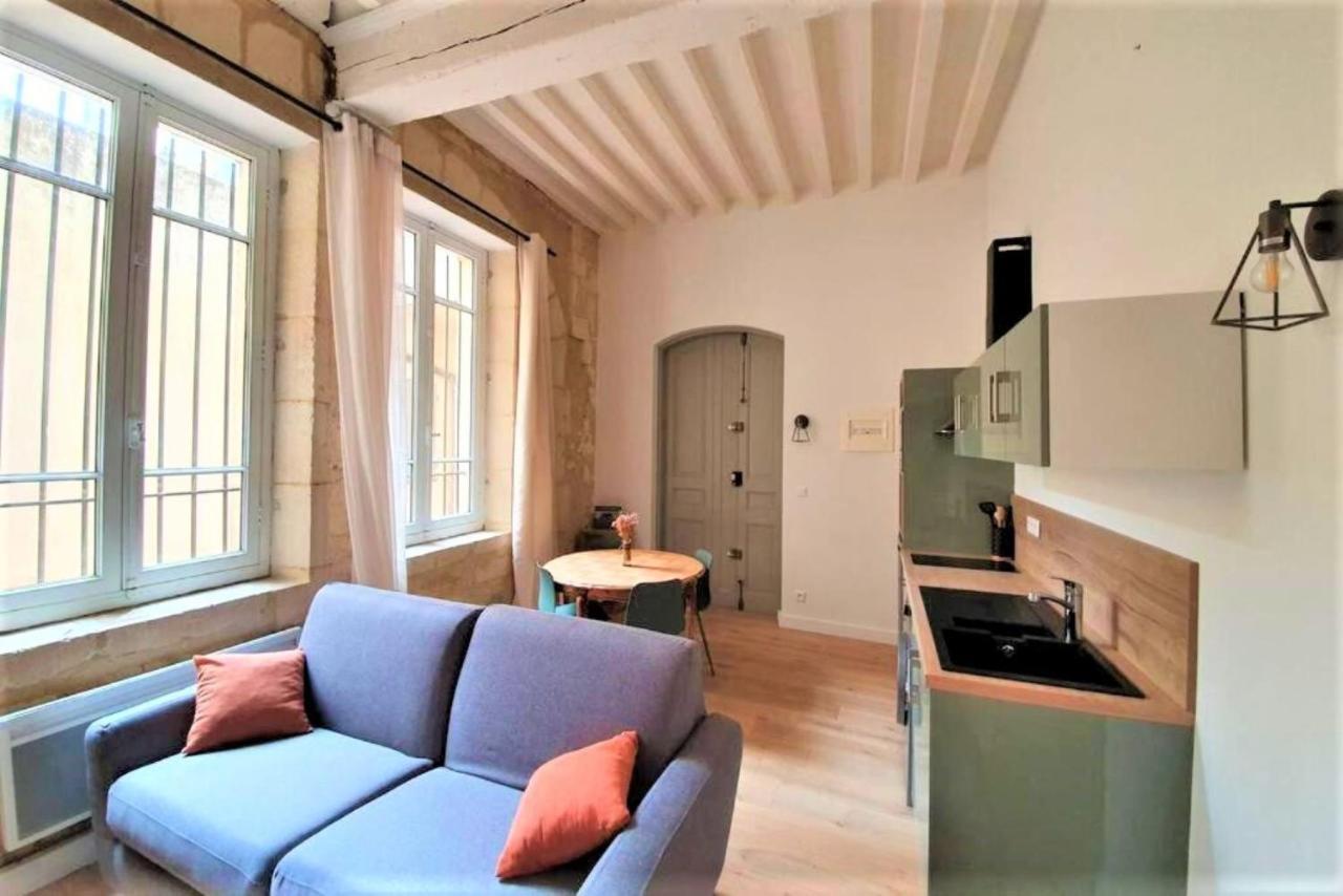 Appartement A Deux Pas De La Place Du Forum Arles Exterior photo