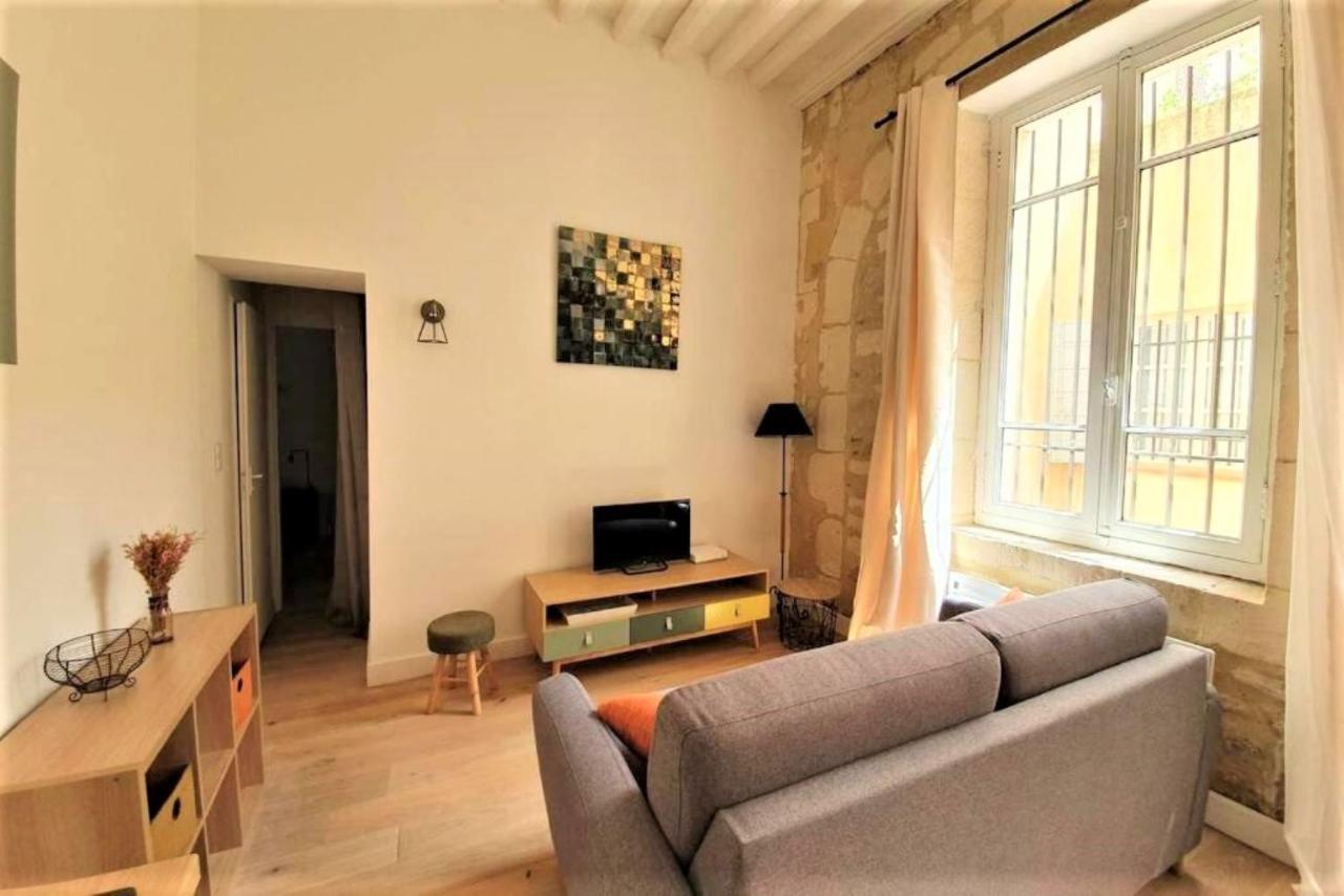Appartement A Deux Pas De La Place Du Forum Arles Exterior photo